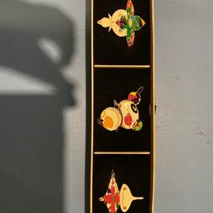 Louis Vuitton x Murakami Barrettes/Pins